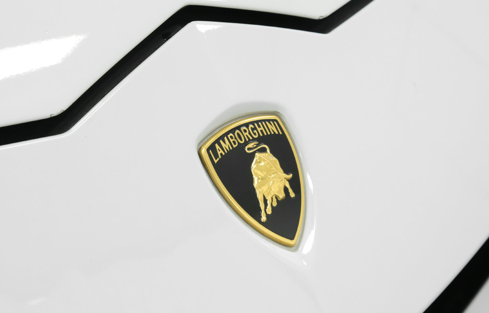 Used 2020 Lamborghini Urus AWD/4WD image 10