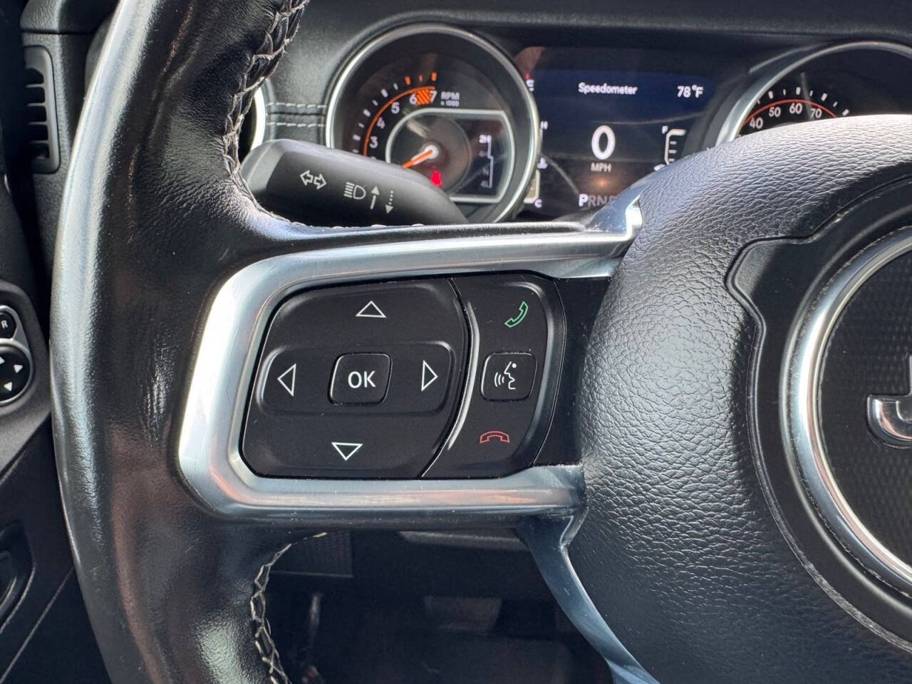 Used 2021 Jeep Wrangler Unlimited Sahara w/ Uconnect 4C Nav & Sound Group AWD/4WD image 17