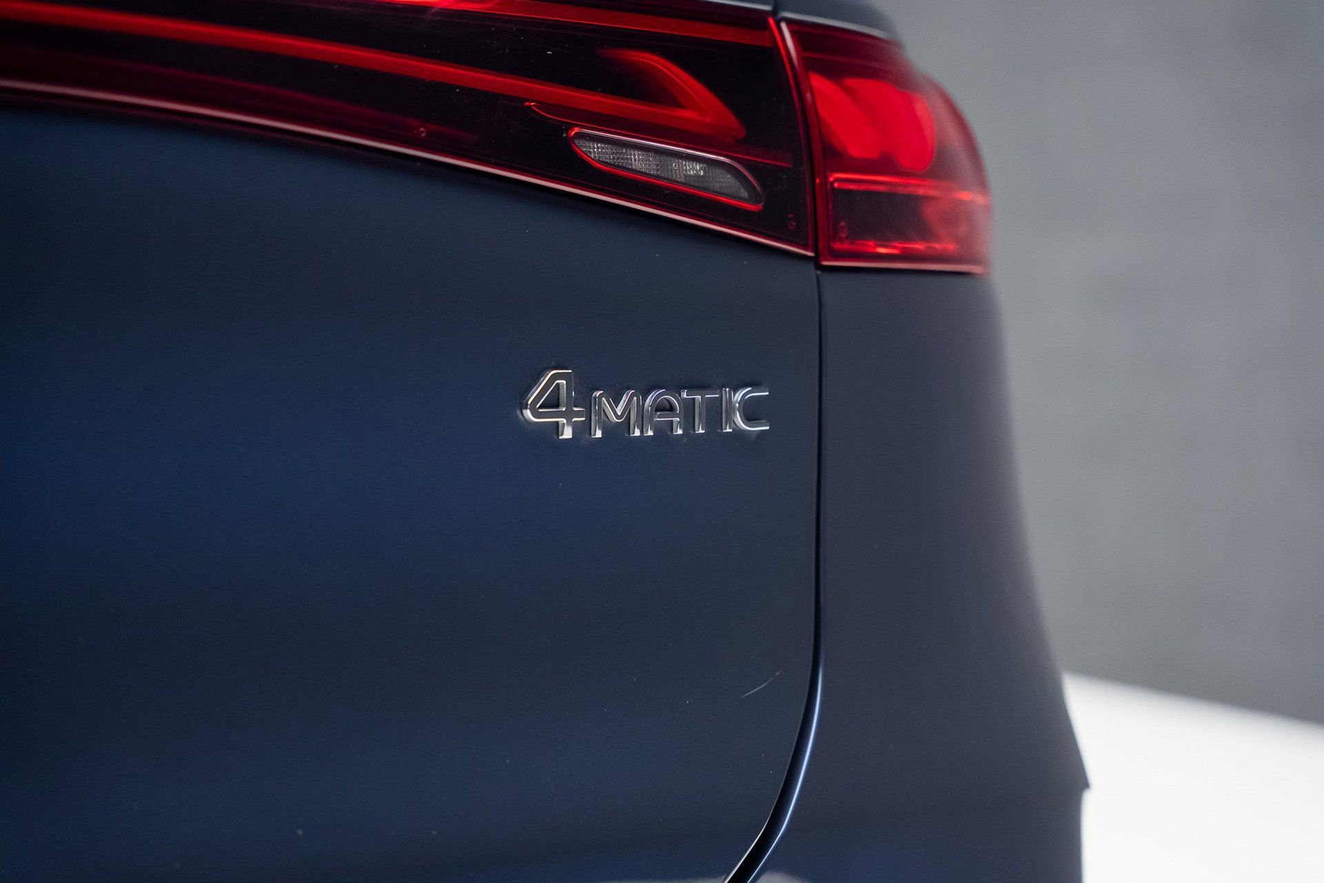 Used 2023 Mercedes-Benz EQS 450+ 4MATIC SUV w/ AMG Line Exterior Package image 32