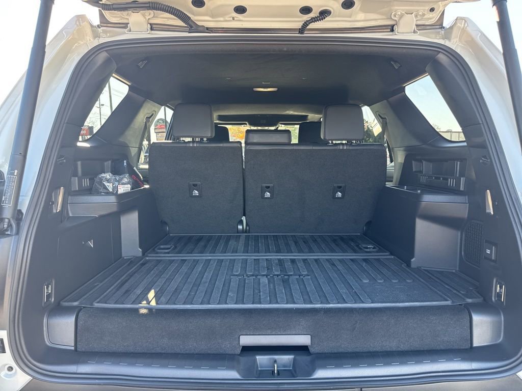 Used 2025 Toyota 4Runner Limited image 26