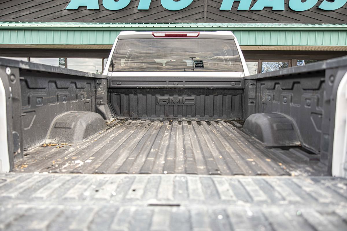 Used 2022 GMC Sierra 3500 SLE w/ SLE Value Package AWD/4WD image 16