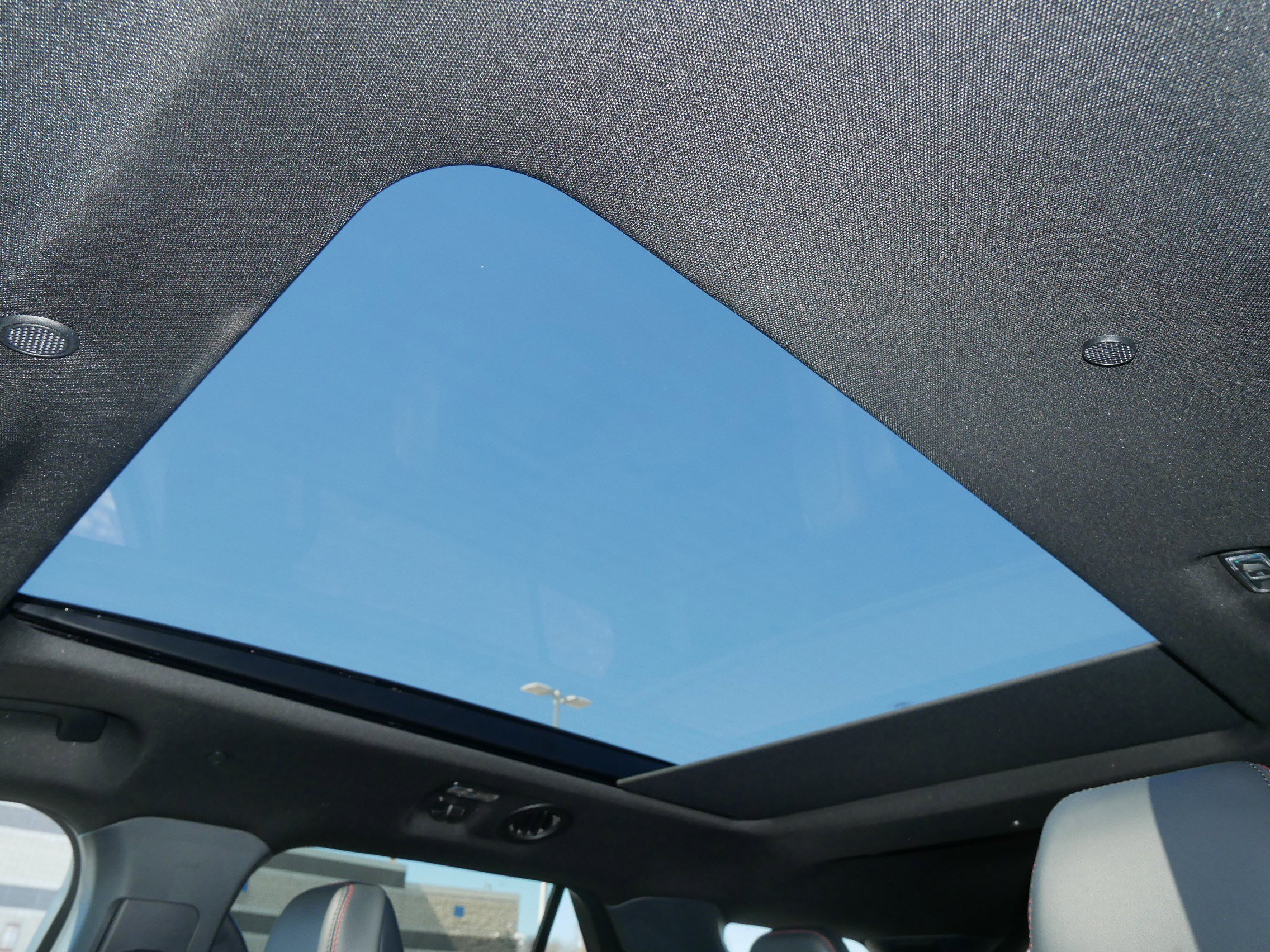 Used 2026 Ford Explorer ST-Line w/ ST-Line Street Pack image 34