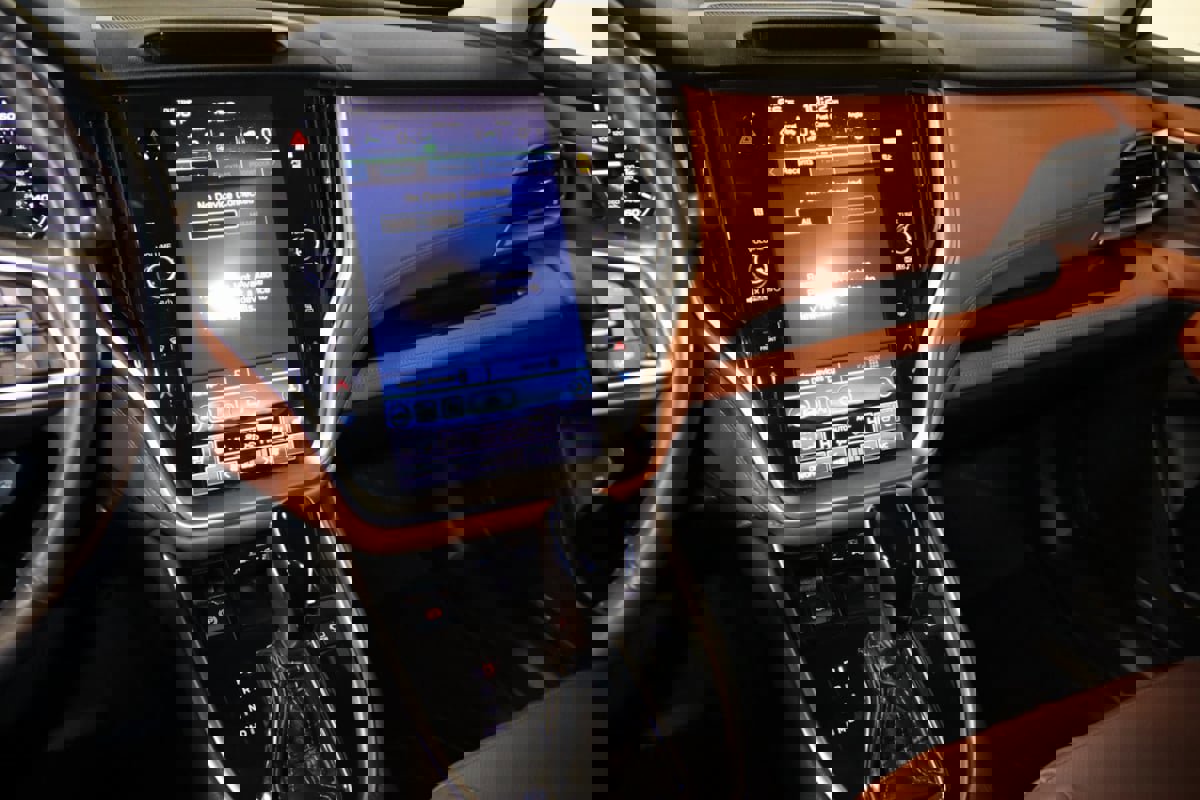 Used 2021 Subaru Legacy Touring XT image 39