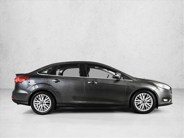 Used 2015 Ford Focus Titanium w/ Titanium Cold Weather Package FWD image 4