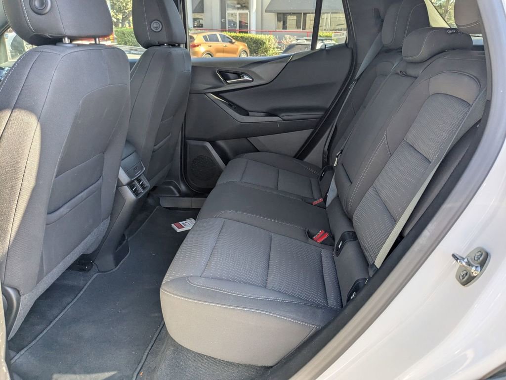 Used 2025 Chevrolet Equinox LT image 26