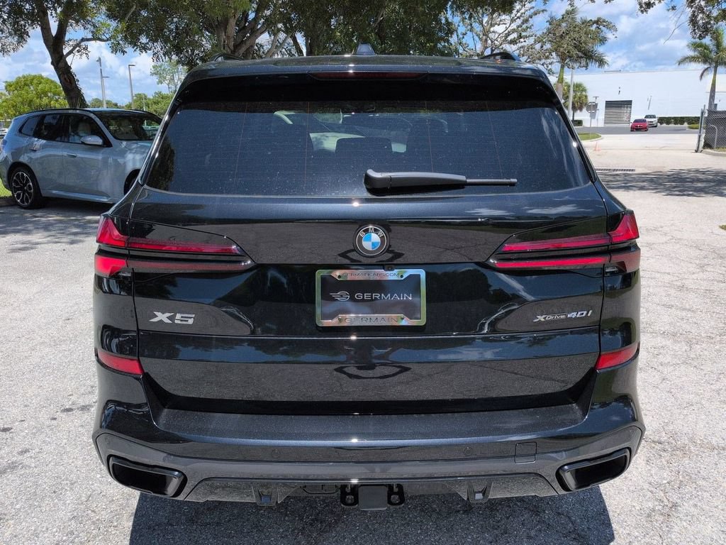 New 2026 BMW X5 xDrive40i w/ M Sport Package AWD/4WD image 5