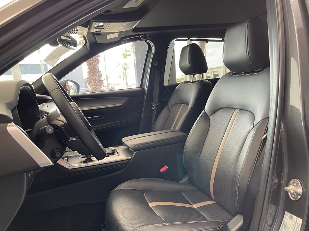 Used 2025 MAZDA CX-90 3.3 Turbo S w/ Premium Package image 18