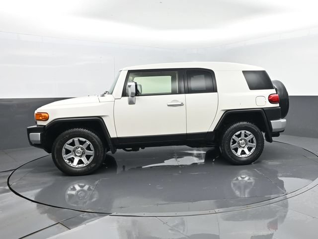 Used 2014 Toyota FJ Cruiser 4WD w/ Upgrade Package image 5