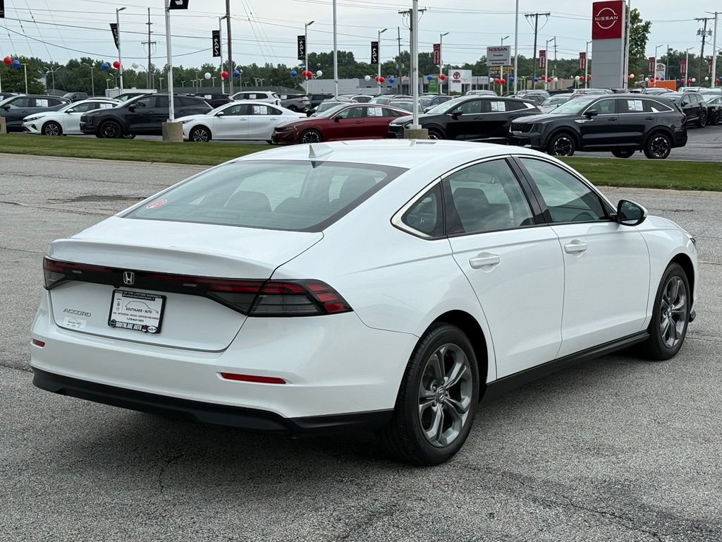 Used 2023 Honda Accord EX image 8