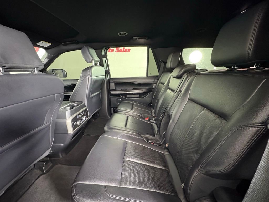 Used 2020 Ford Expedition XLT w/ Equipment Group 202A RWD image 46
