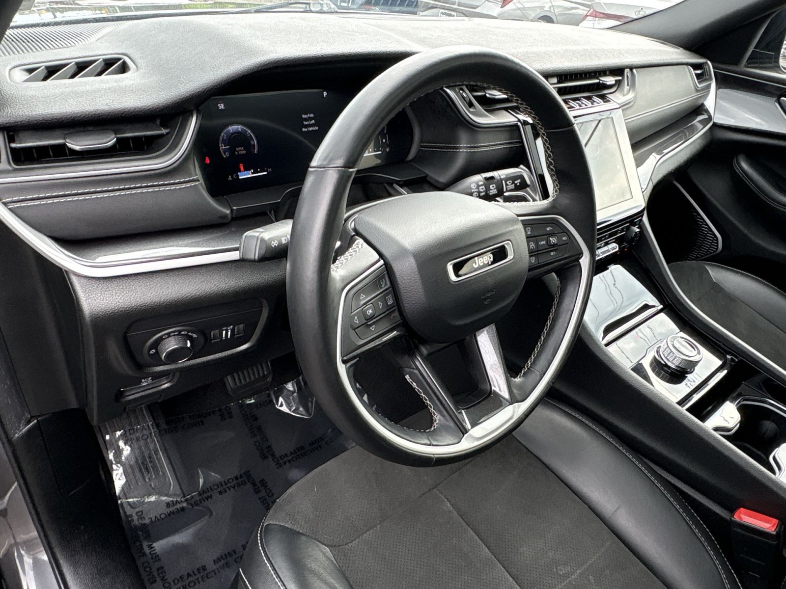 Used 2021 Jeep Grand Cherokee L Laredo AWD/4WD image 16