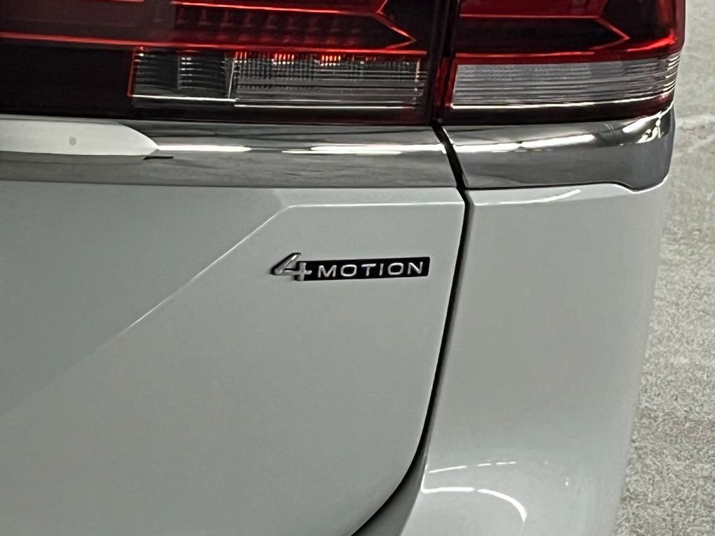 New 2026 Volkswagen Atlas SE image 36