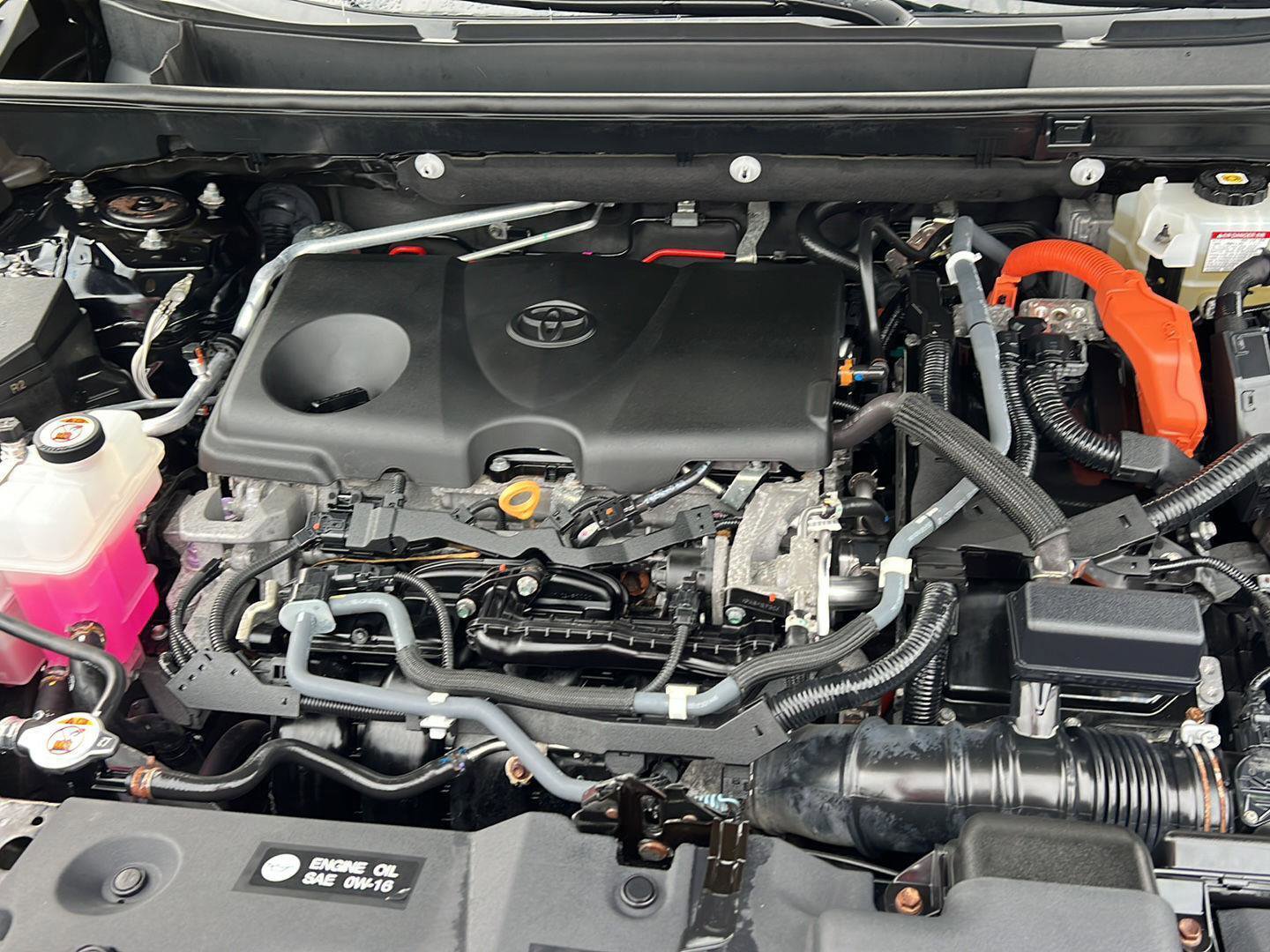 Used 2021 Toyota RAV4 XLE image 35