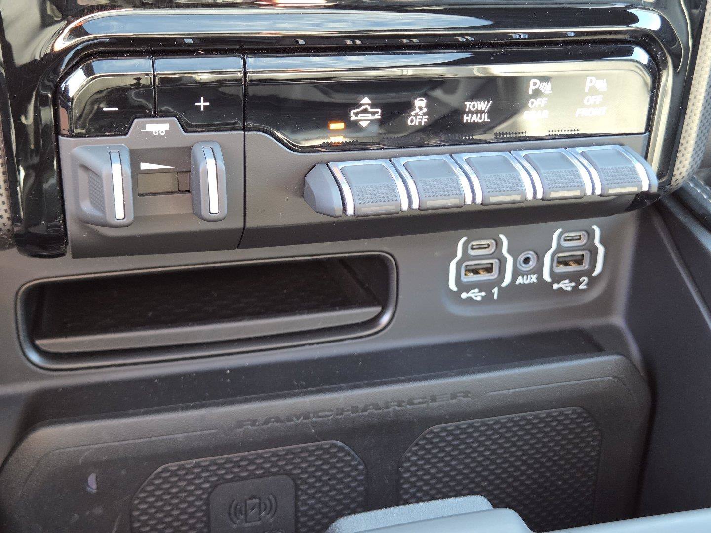 Used 2022 RAM 1500 Limited AWD/4WD image 26
