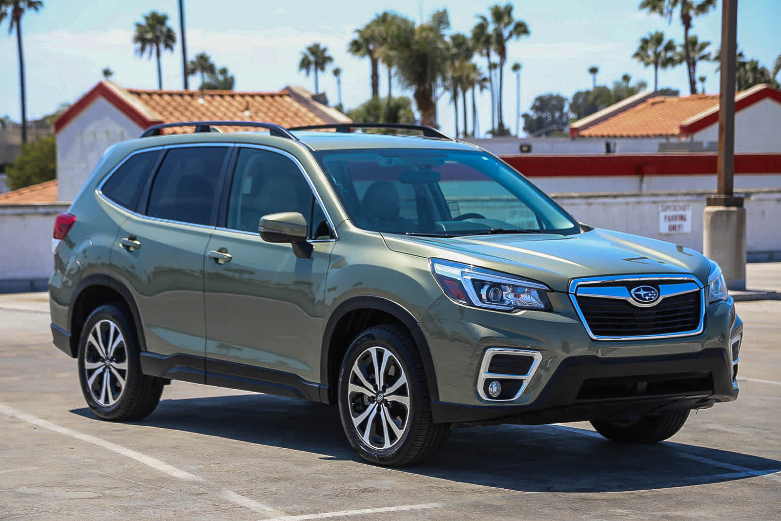 Used 2020 Subaru Forester Limited AWD/4WD image 4