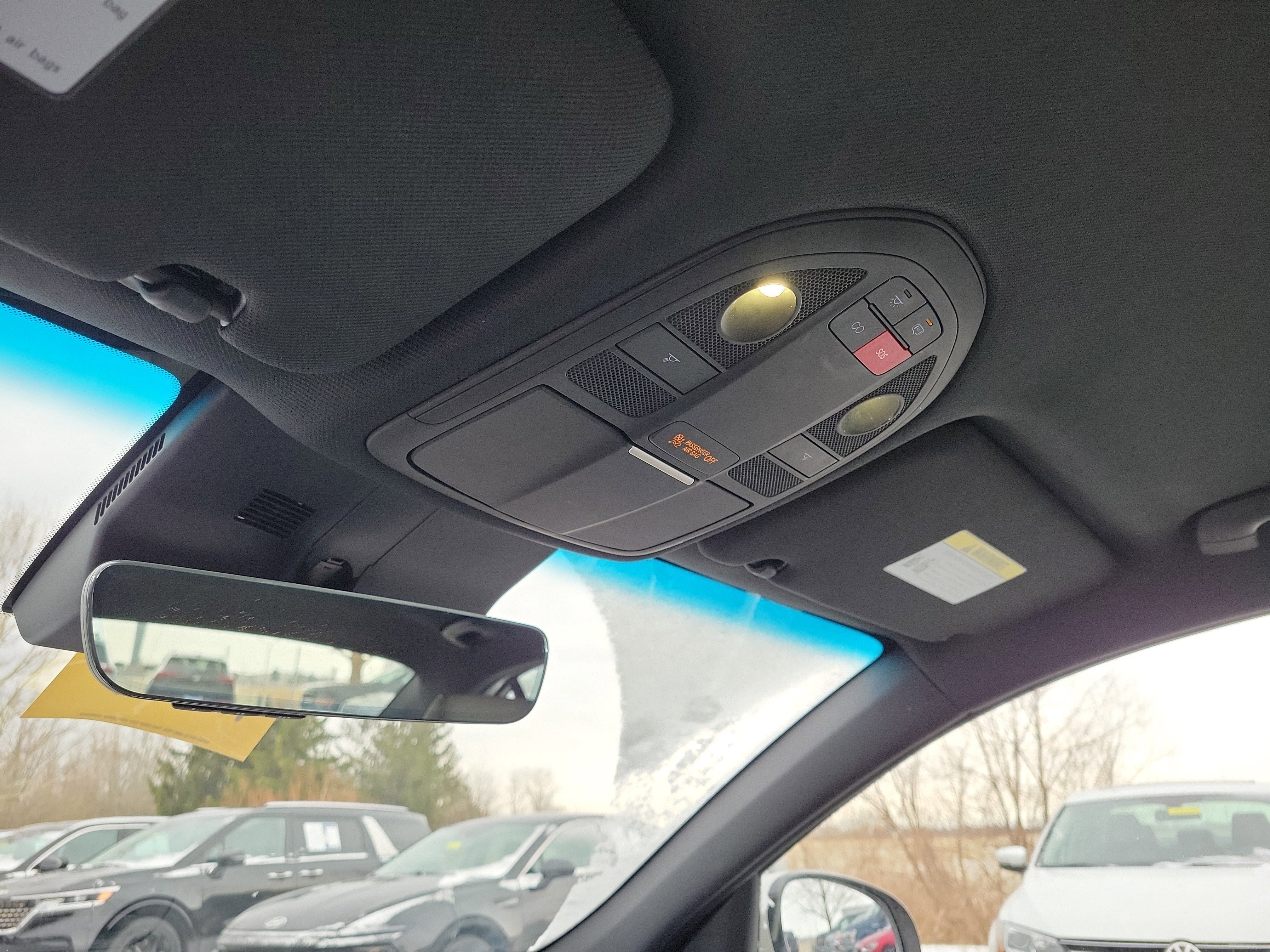 Used 2024 Genesis G70 2.5T image 30