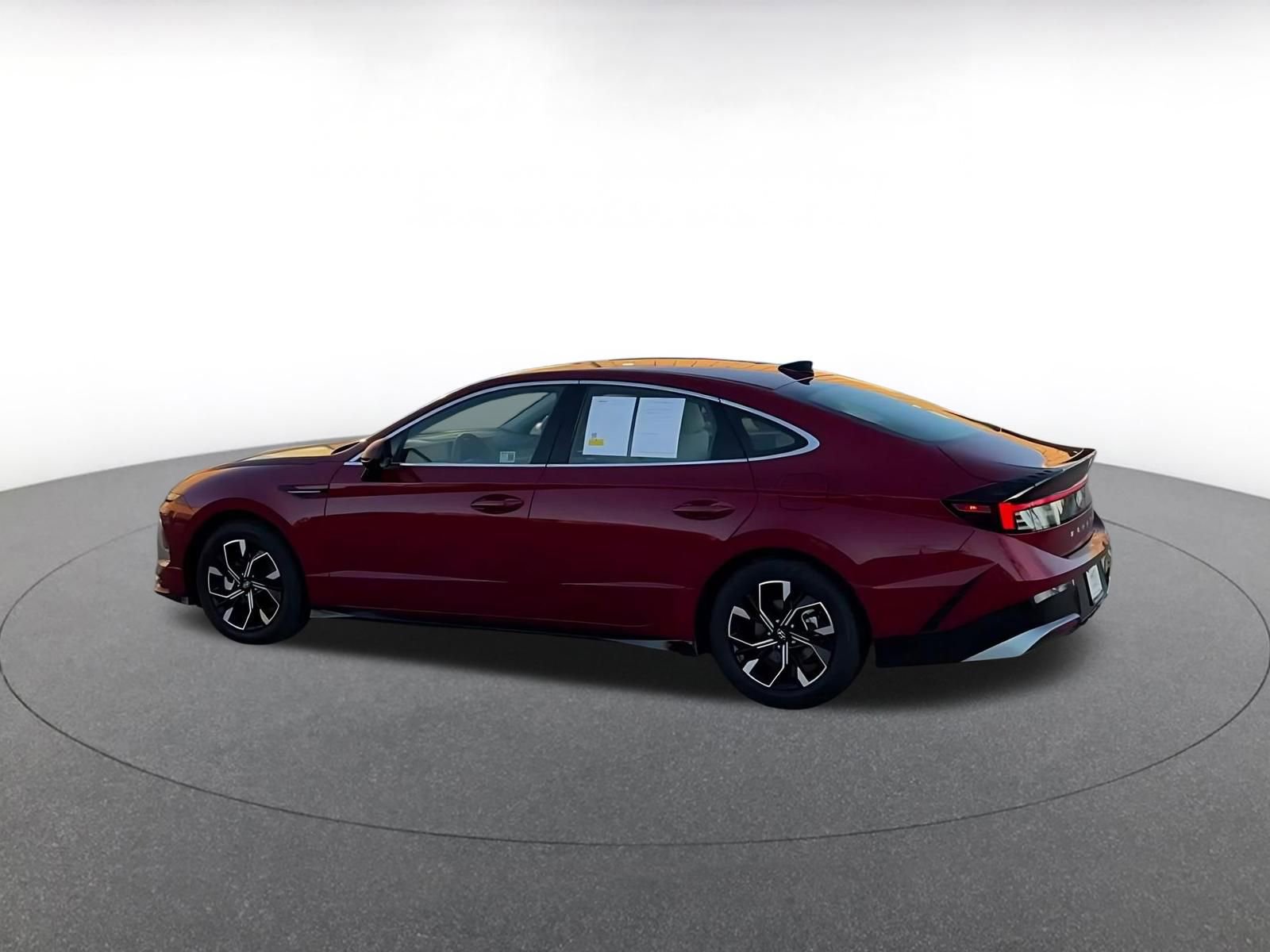 Used 2025 Hyundai Sonata SEL image 9