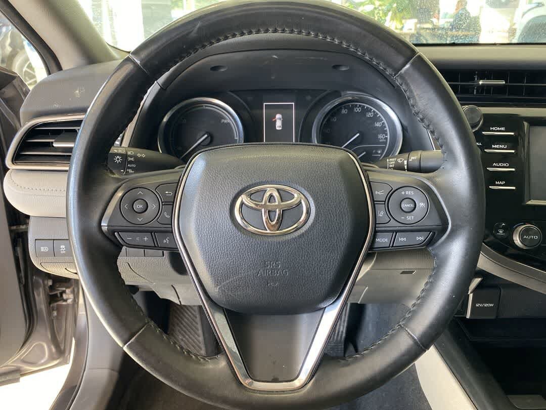 Used 2020 Toyota Camry SE w/ Carpet Mat Package FWD image 17
