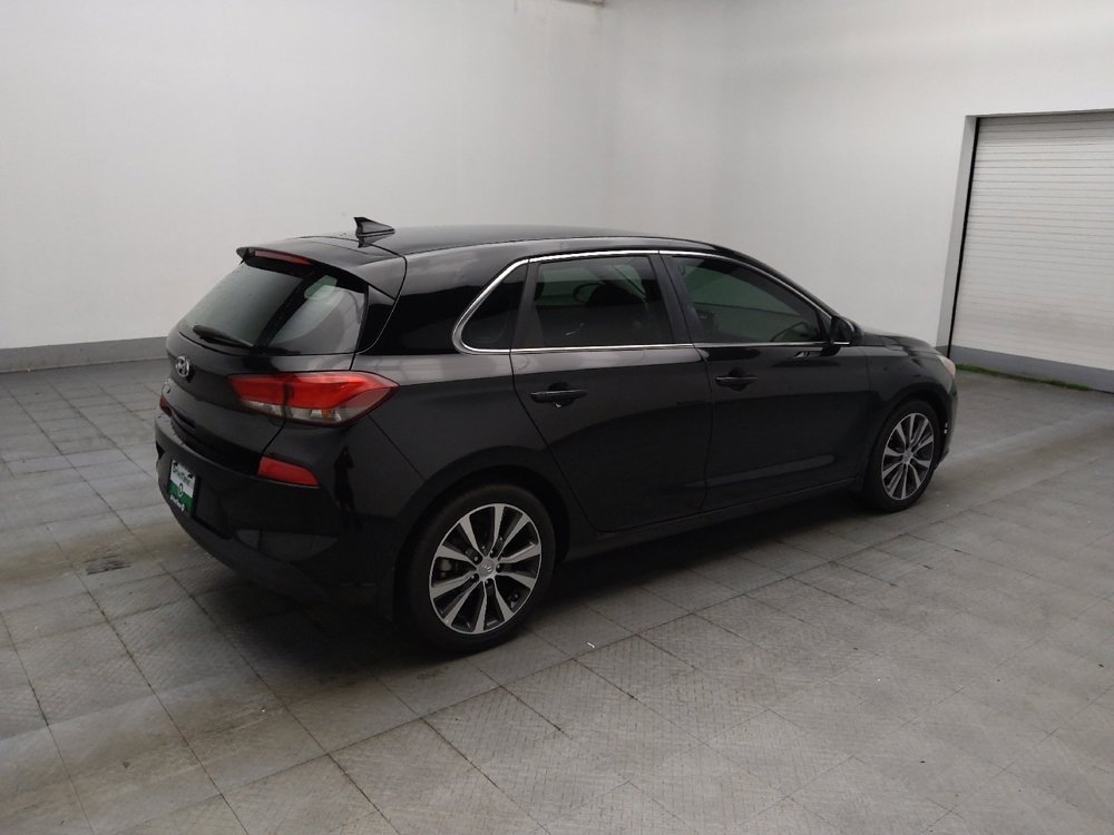 Used 2020 Hyundai Elantra GT FWD image 10
