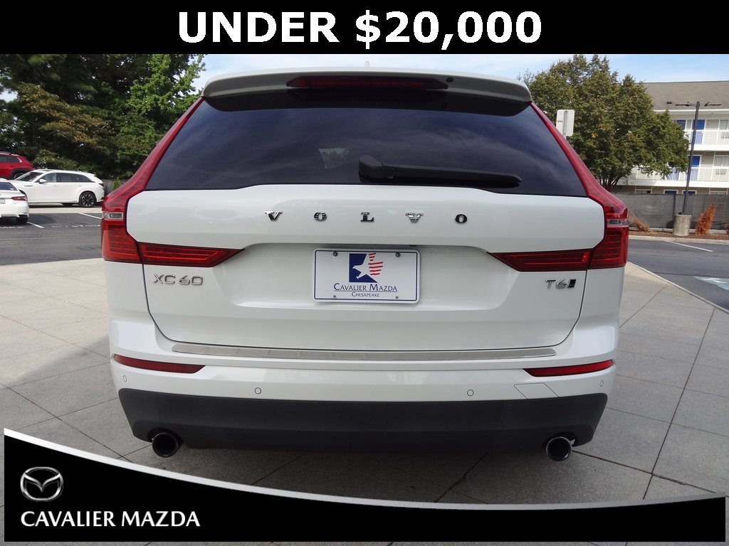 Used 2018 Volvo XC60 T6 Momentum w/ Convenience Package image 5