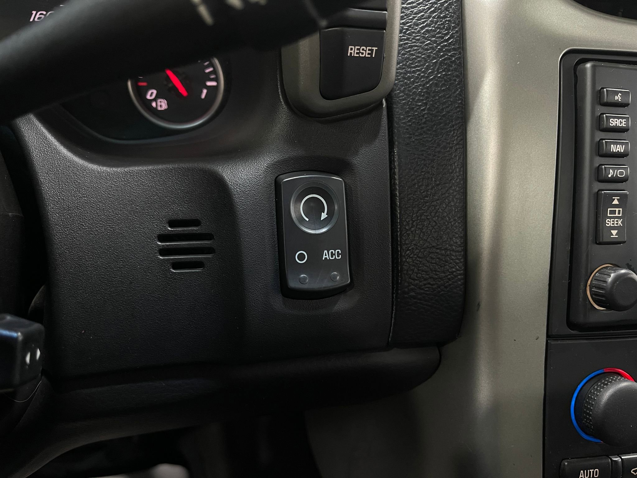 Used 2005 Chevrolet Corvette Convertible w/ Preferred Equipment Group image 18