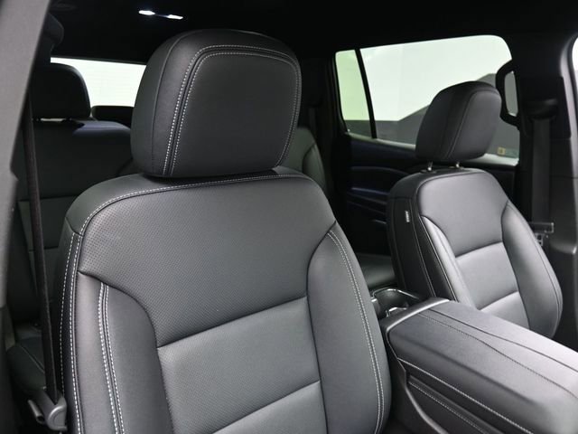 Used 2025 Chevrolet Traverse LT image 29