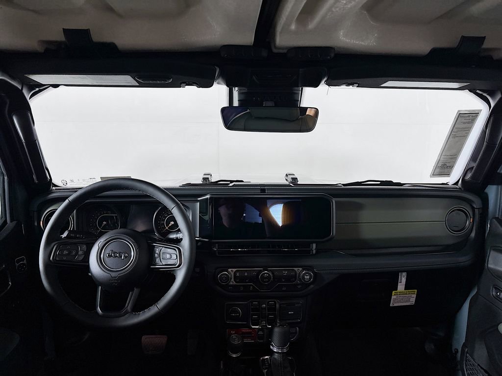 New 2025 Jeep Gladiator Mojave image 13