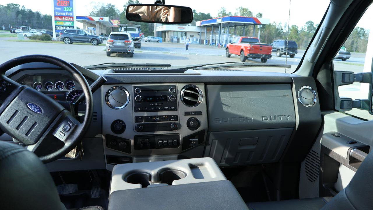 Used 2015 Ford F250 XLT w/ XLT Value Package image 11