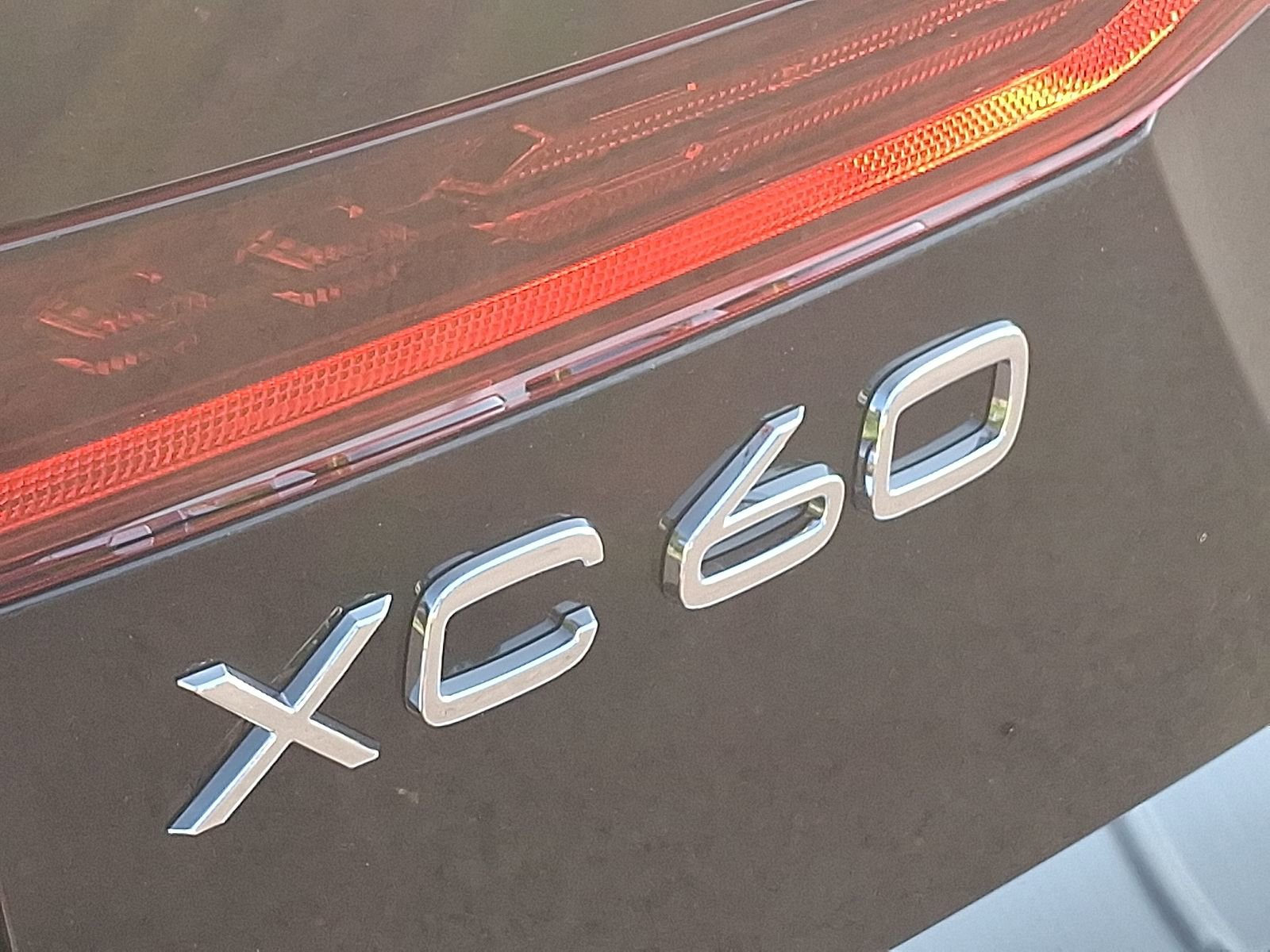 New 2026 Volvo XC60 B5 Ultra w/ Protection Package Premier image 23