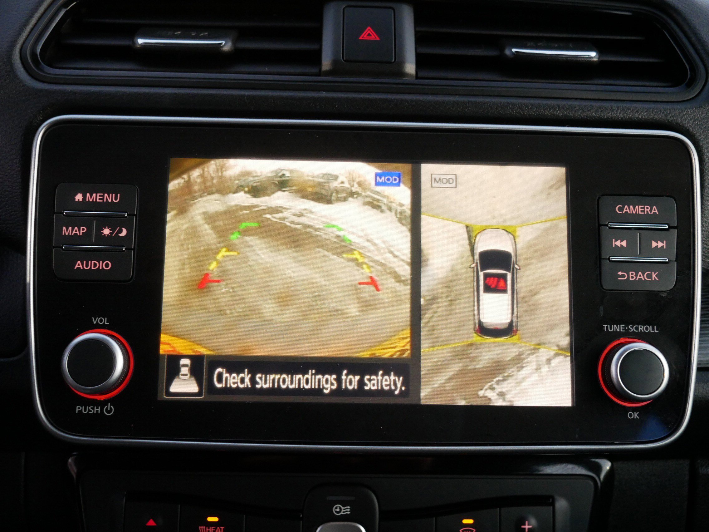 Certified 2024 Nissan Leaf SV Plus image 27