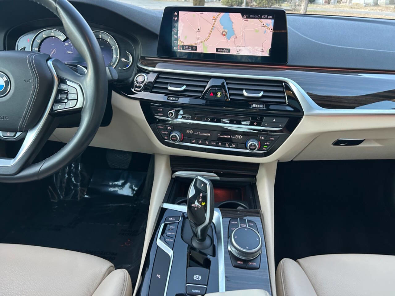 Used 2019 BMW 540i xDrive image 9