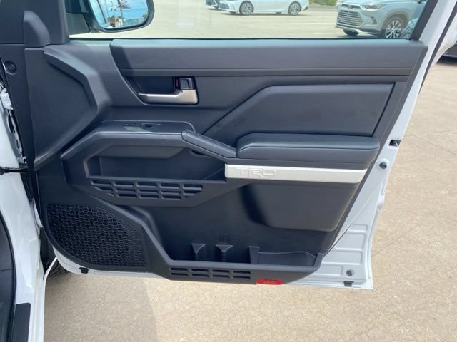 Certified 2024 Toyota Tacoma TRD Off-Road AWD/4WD image 14