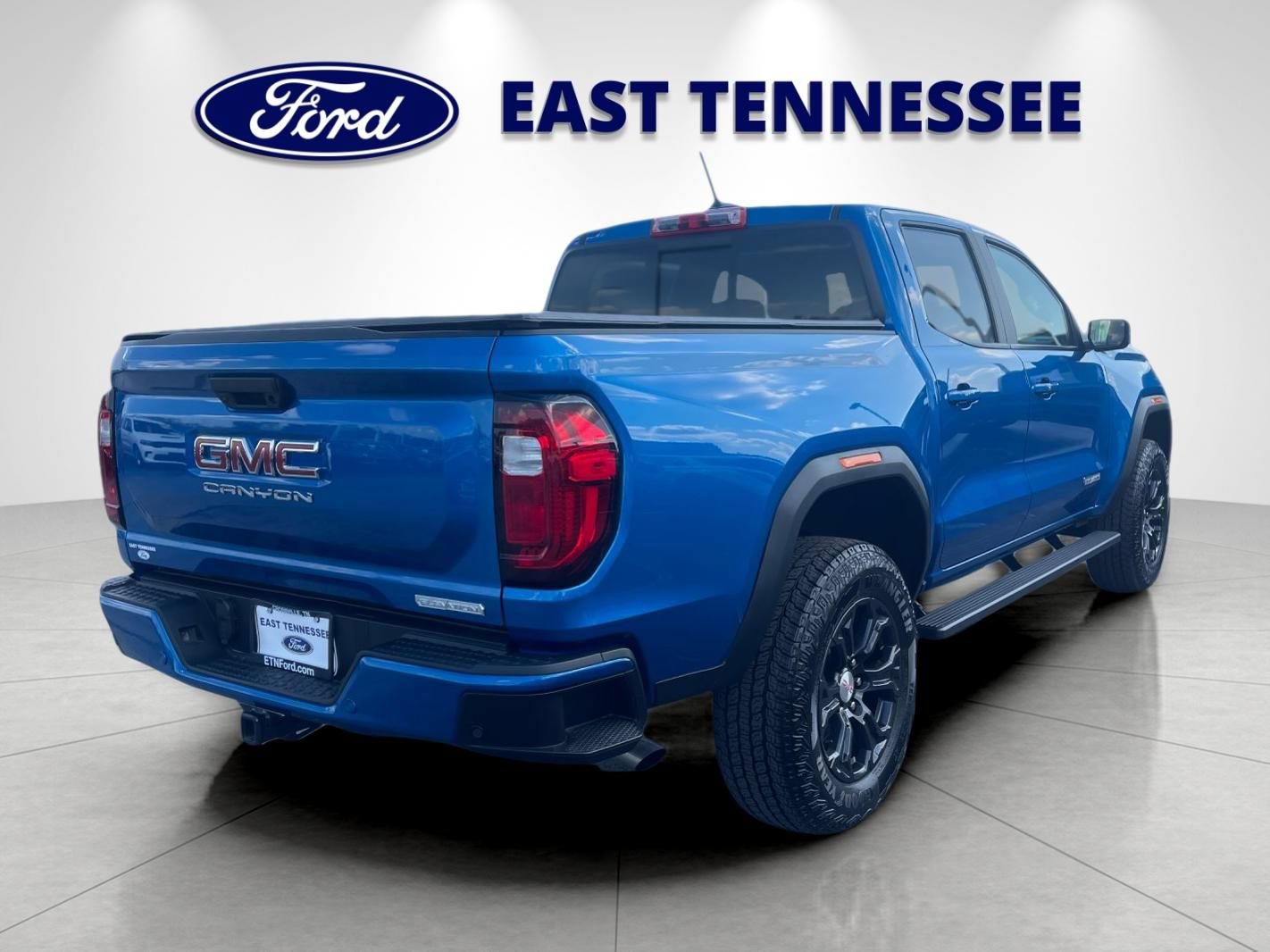 Used 2024 GMC Canyon Elevation w/ Convenience Package RWD image 3