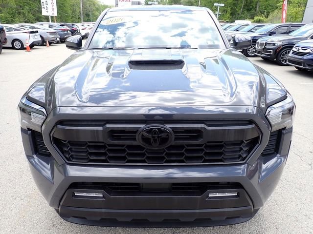 Certified 2026 Toyota Tacoma TRD Sport AWD/4WD image 11