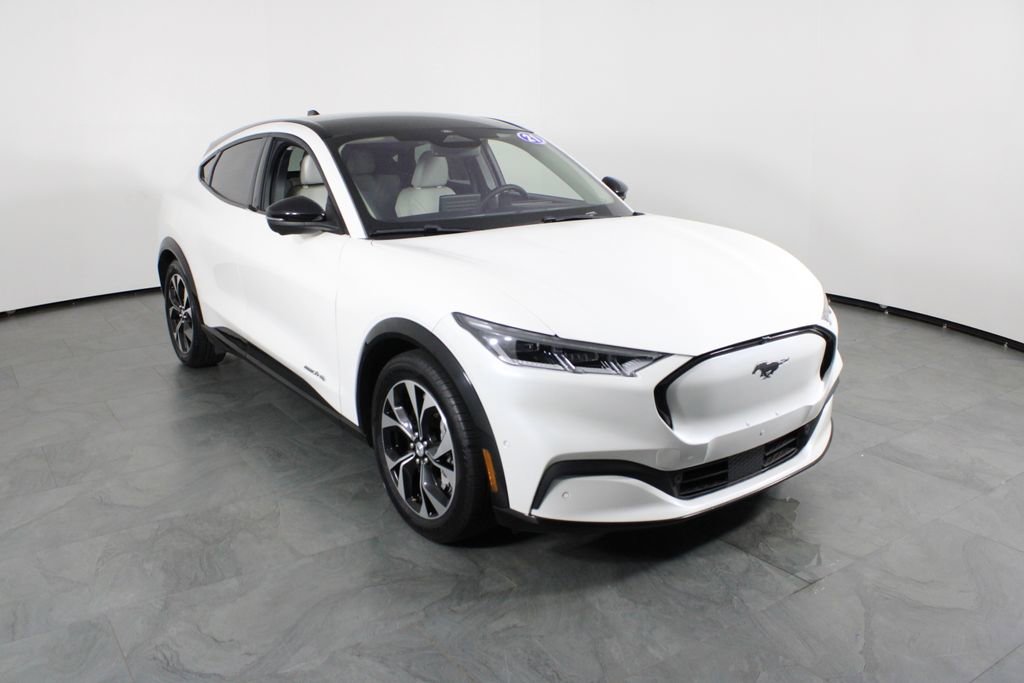 Used 2021 Ford Mustang Mach-E Premium image 4