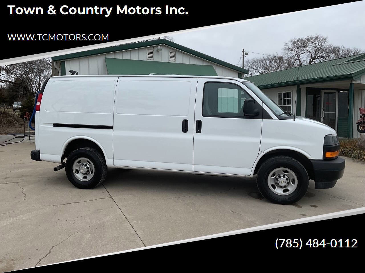 Used 2022 Chevrolet Express 2500 w/ Driver Convenience Package image 1