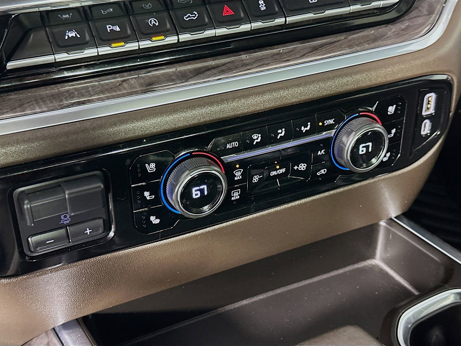 Used 2022 Chevrolet Silverado 1500 LTZ w/ LTZ Convenience Package II image 20