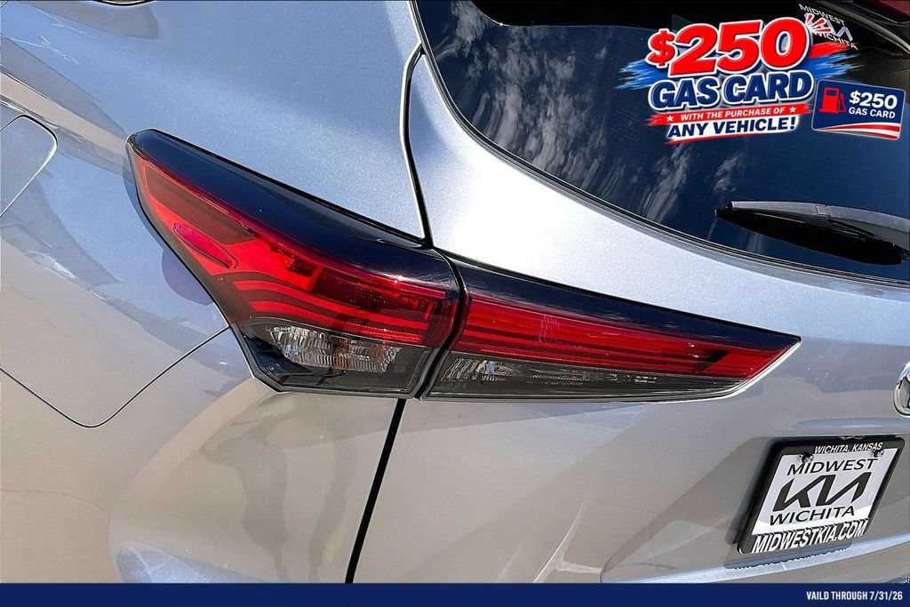 Used 2023 Toyota Highlander Platinum AWD/4WD image 30