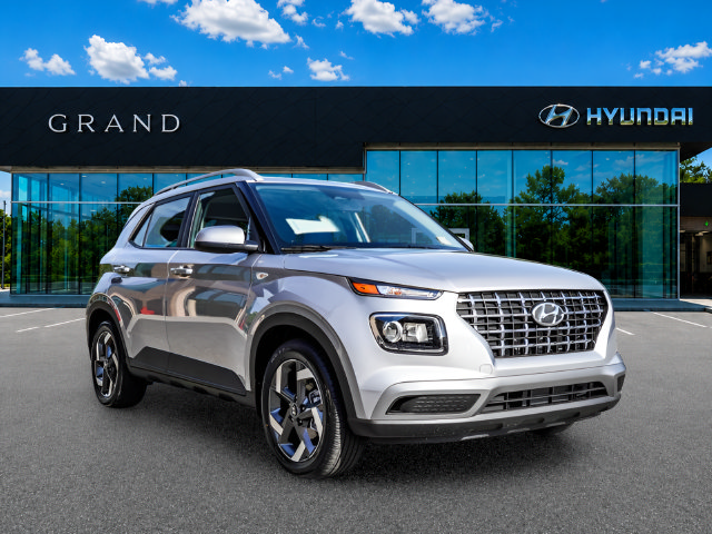 New 2026 Hyundai Venue SEL FWD image 8