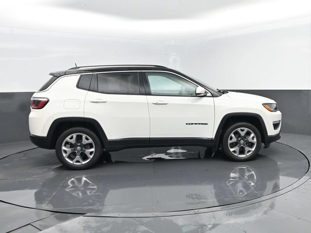 Used 2020 Jeep Compass Limited AWD/4WD image 4