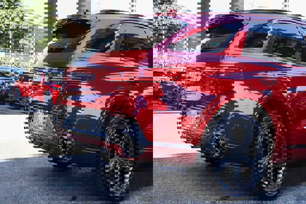 Used 2024 Genesis GV70 2.5T w/ Sport Prestige Package image 9