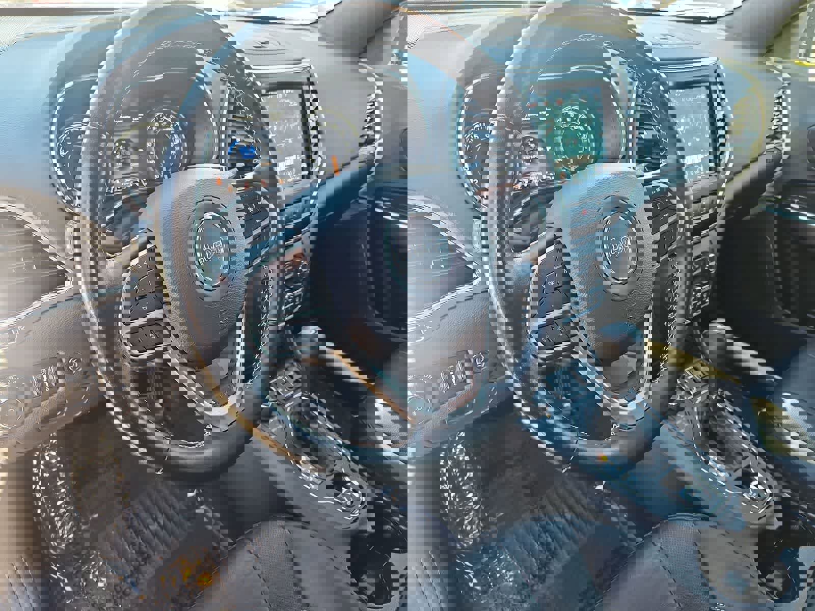 Certified 2021 Jeep Cherokee Latitude Lux 80th Anniv w/ Quick Order Package 26U 80TH image 11