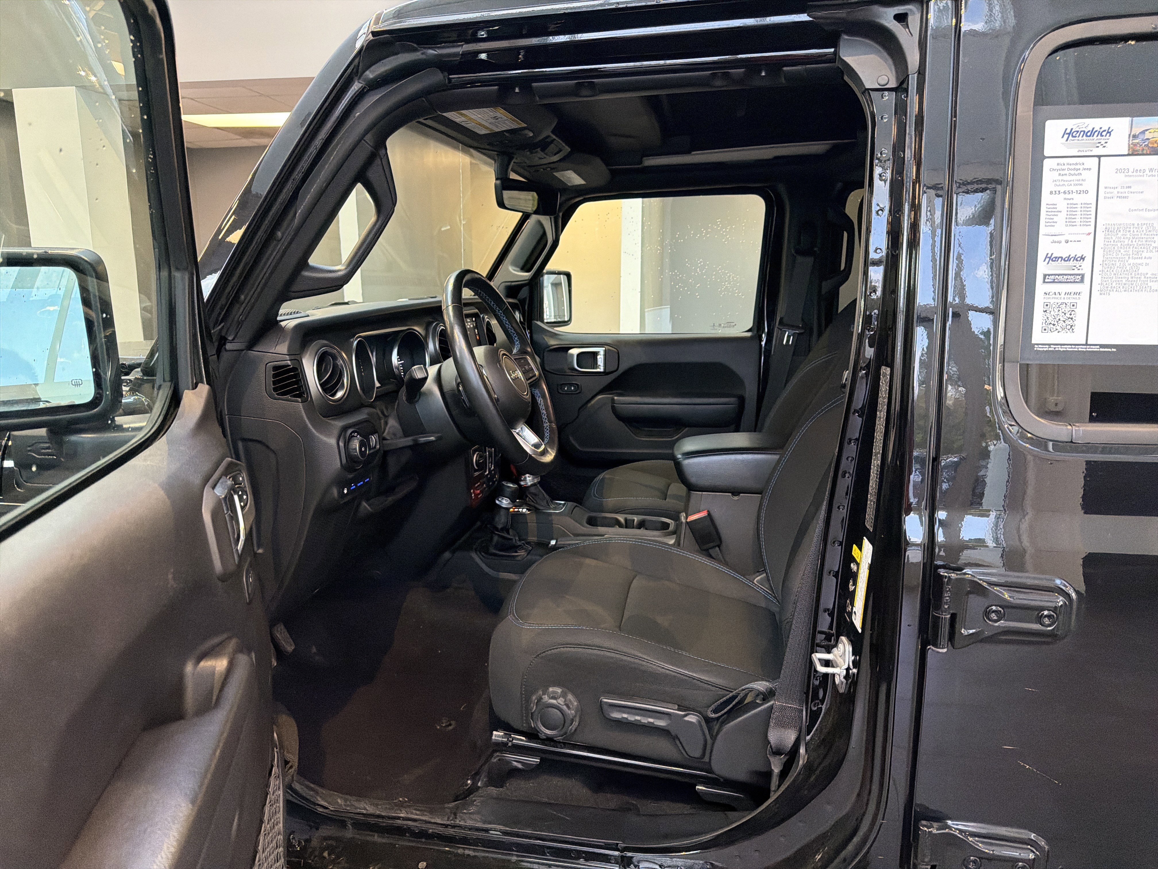 Used 2023 Jeep Wrangler Unlimited Rubicon 4xe w/ Cold Weather Group AWD/4WD image 16