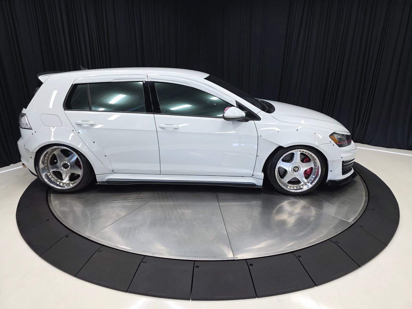 Used 2017 Volkswagen GTI S FWD image 14