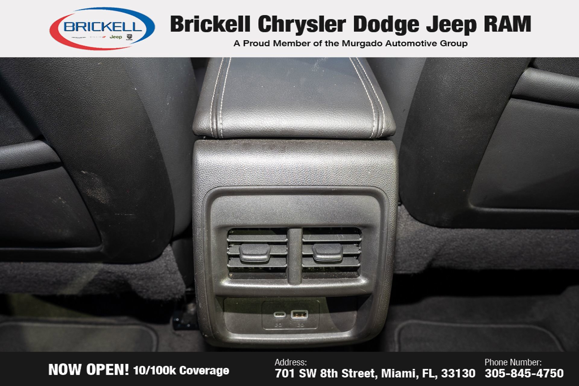 Used 2025 Cadillac XT4 Premium Luxury image 19