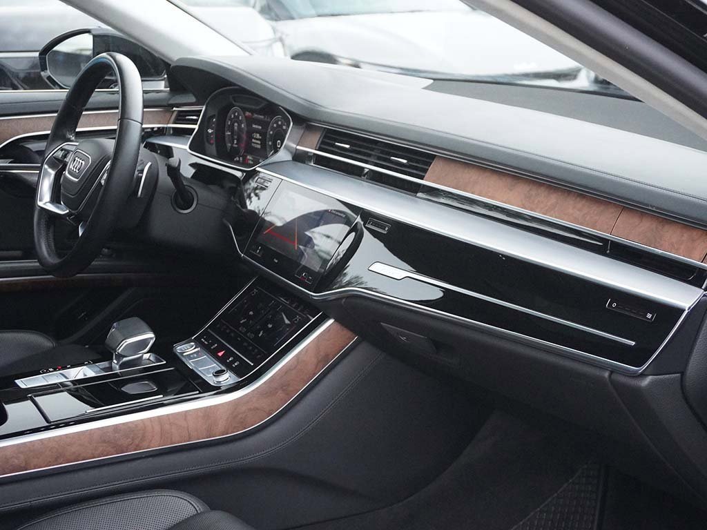 Used 2020 Audi A8 L 3.0T w/ Executive Package image 34