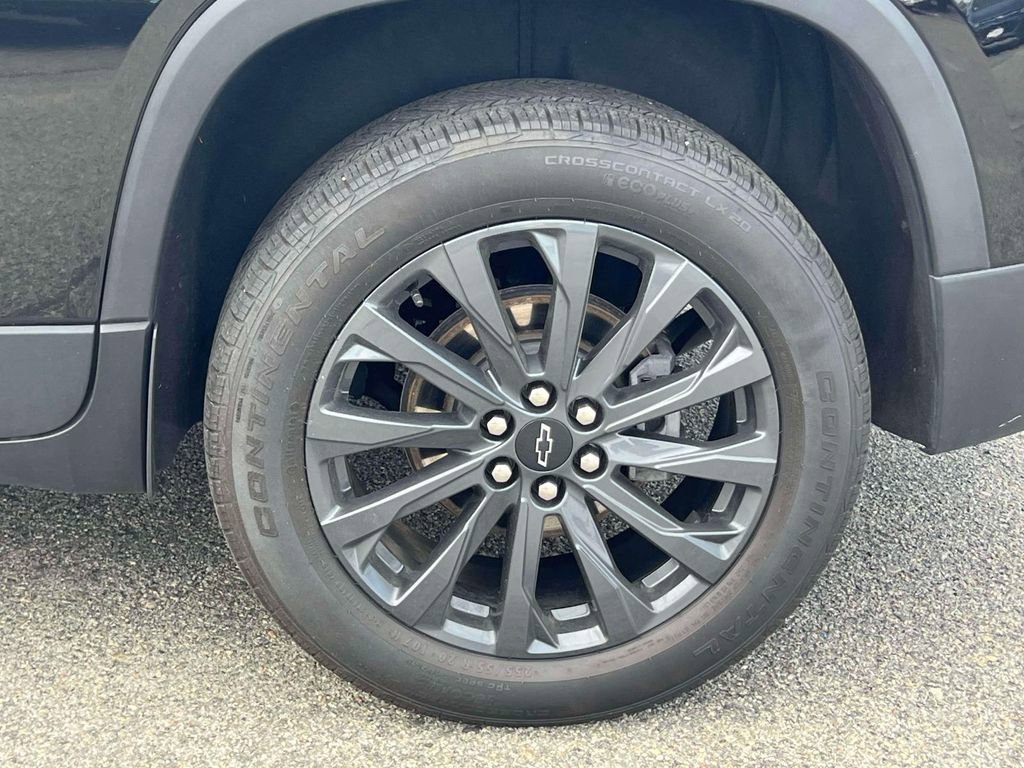 Used 2023 Chevrolet Traverse RS AWD/4WD image 9