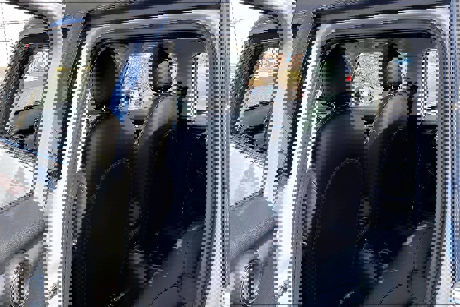 Certified 2022 MINI Cooper 4-Door Hardtop image 22