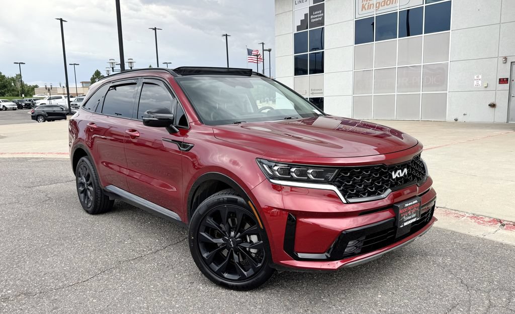 Used 2023 Kia Sorento SX AWD/4WD image 2