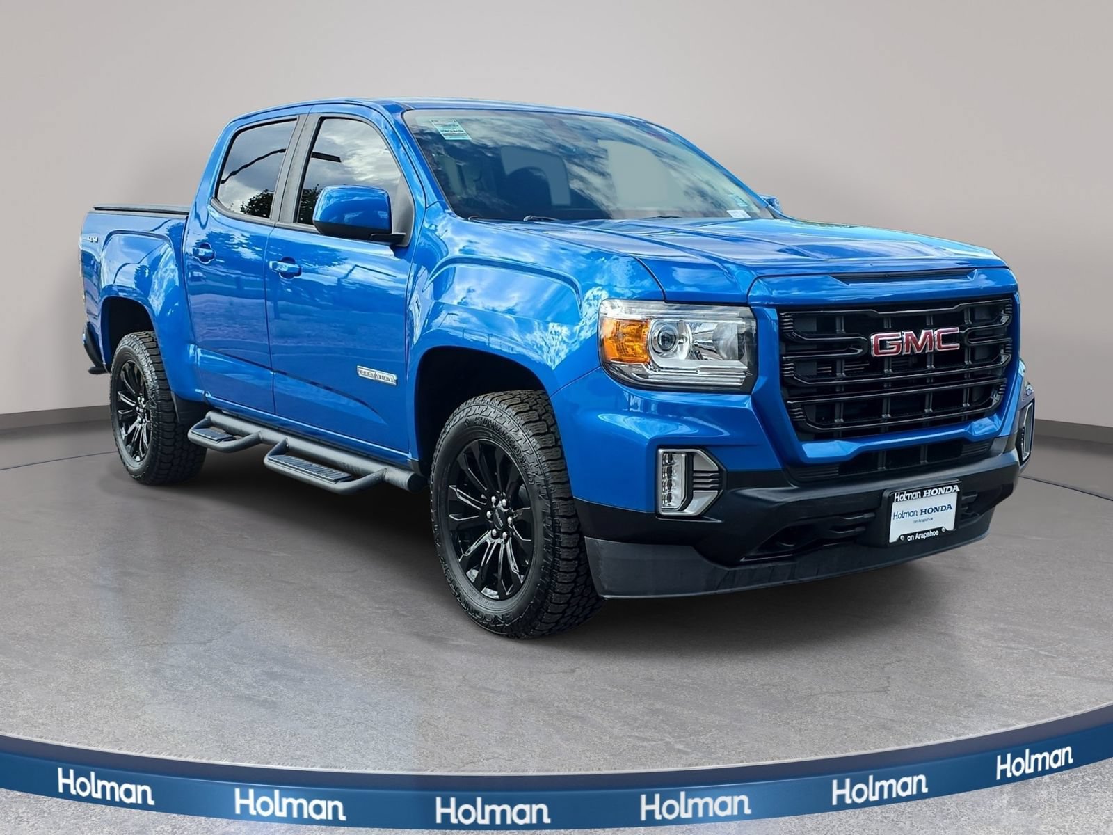 Used 2022 GMC Canyon Elevation w/ Elevation Premium Package AWD/4WD image 4